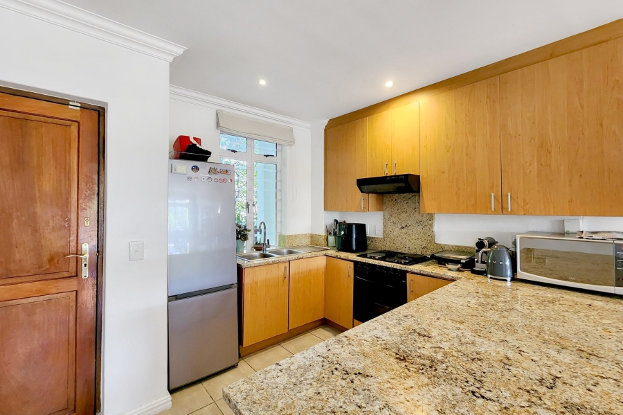 2 Bedroom Property for Sale in Newlands Western Cape